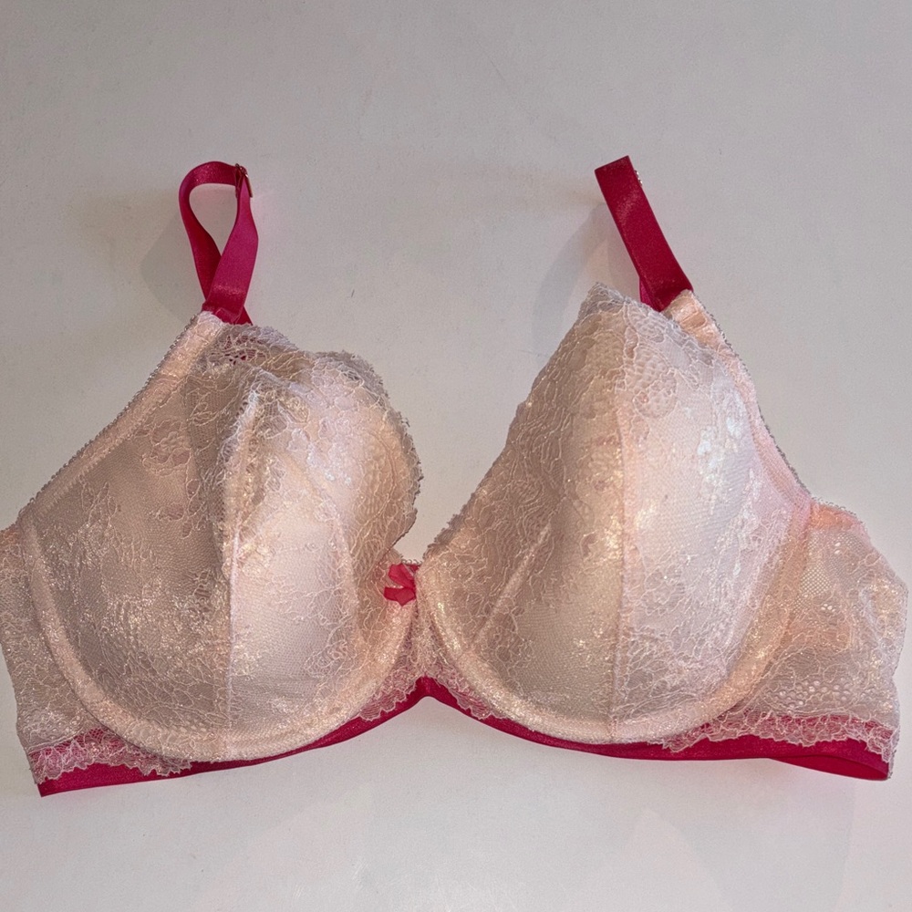 Victoria's Secret Dream Angels Lined Demi Bra 40C Pink White Lace Lace Bra pink